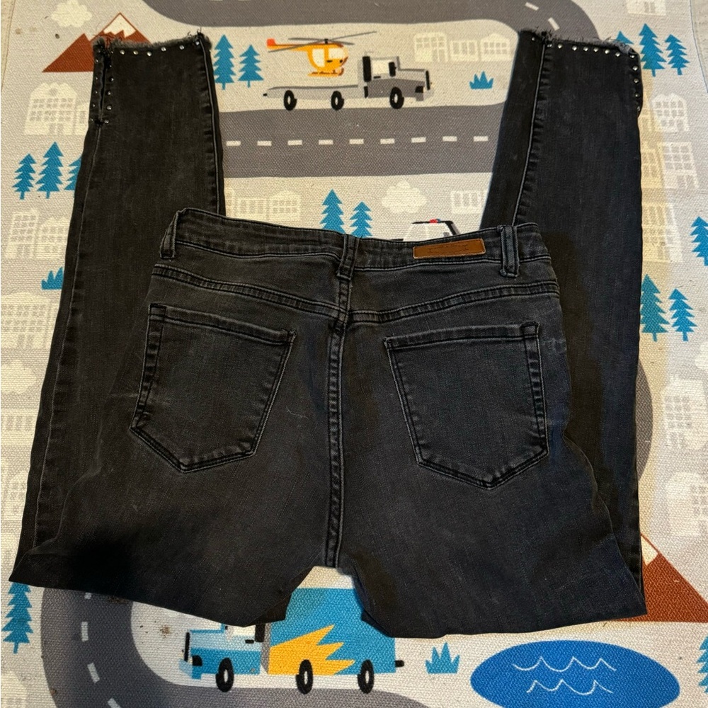 Harper Jeans Size 28